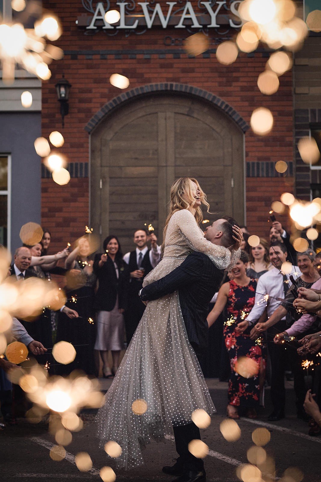 carousel-hero-element image-0